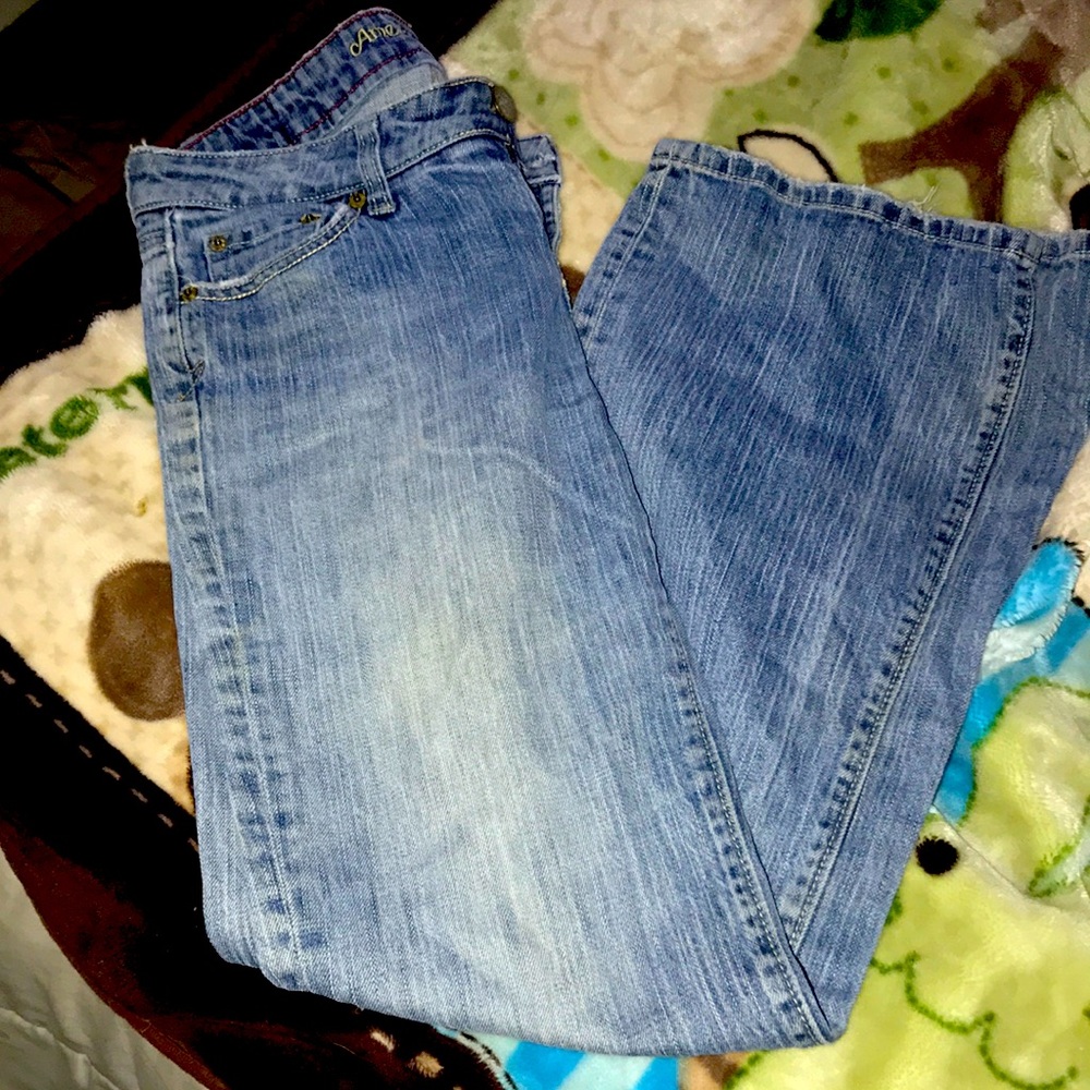 Woman’s light blue jeans